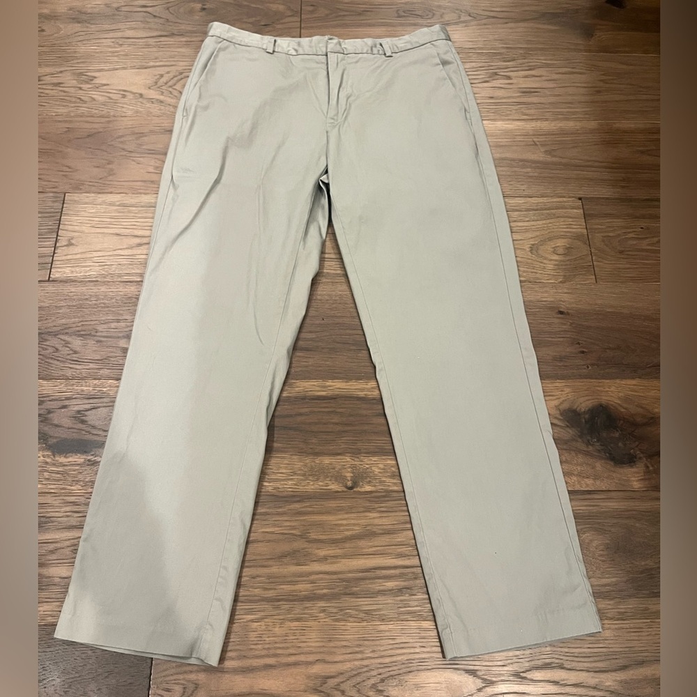 Mens Calvin Klein slim fit pants 33/30